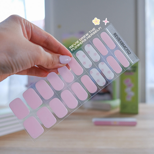 The main colors in the Pink Floral Semi-Cured Gel Nails Wraps Kit include:
Pink: The predominant color of the wraps.
White: Often featured in the floral designs.These colors combine to create a vibrant and stylish look suitable for various occasions.  Shop now